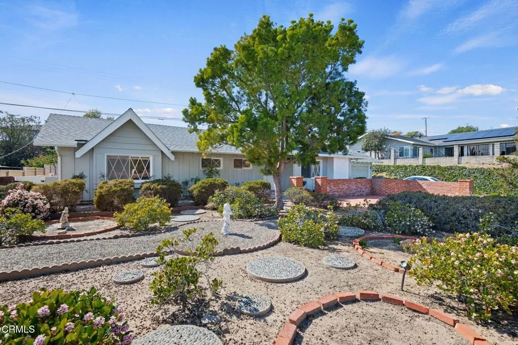 683 Colina Vista