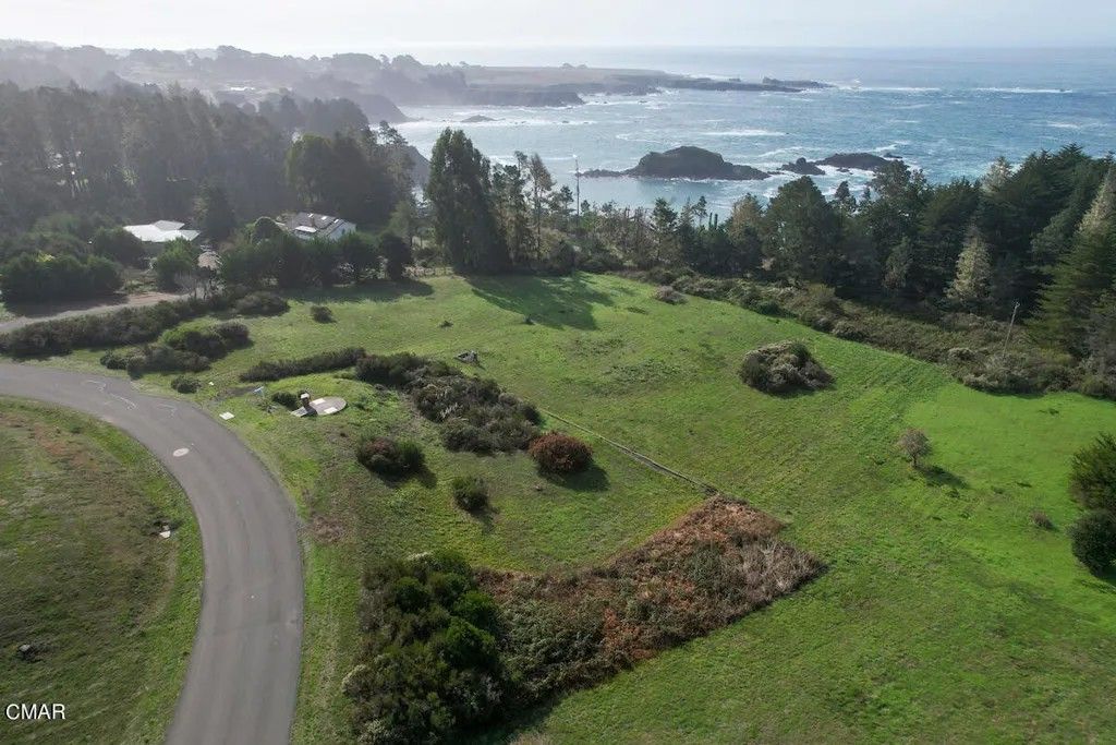 Photo of 44821 Baywood Dr, Mendocino, CA 95460 (MLS # C1-11285)