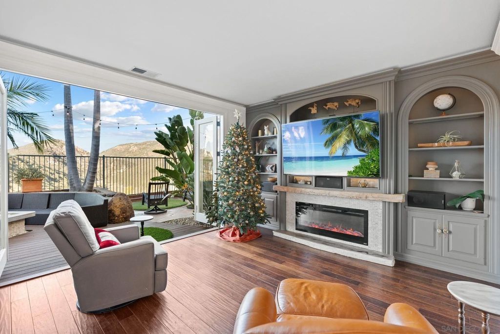 Photo of 1664 Sagewood Way, San Marcos, CA 92078 (MLS # 250045293)