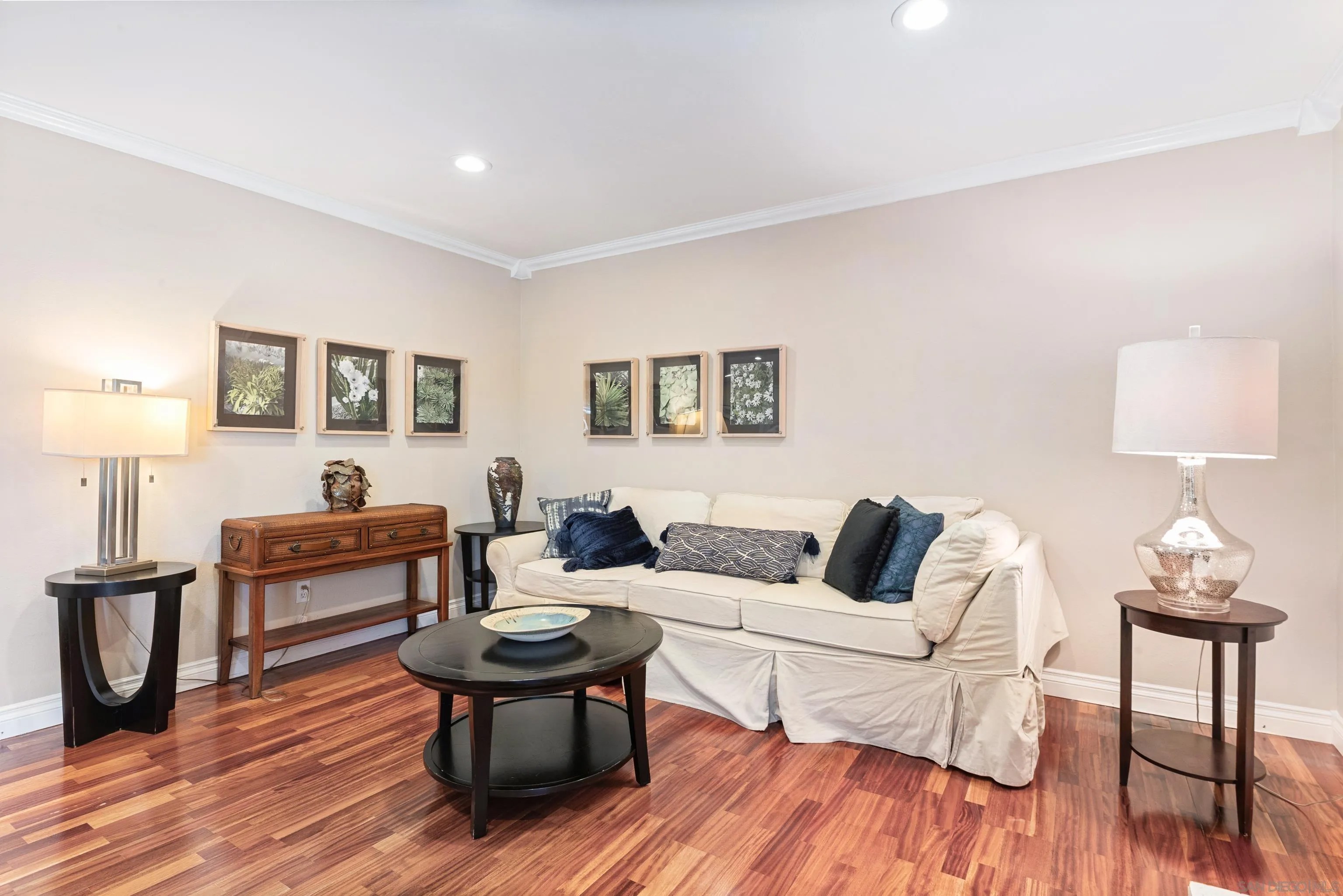 17525 Plaza Gitana