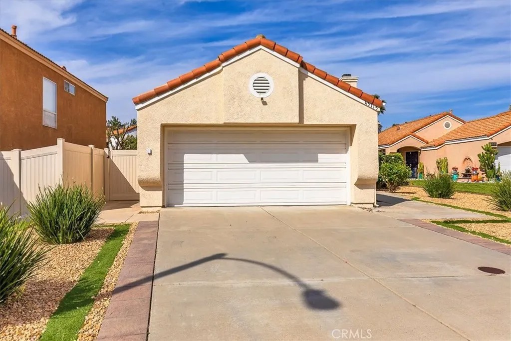 43115 Corte Landeros