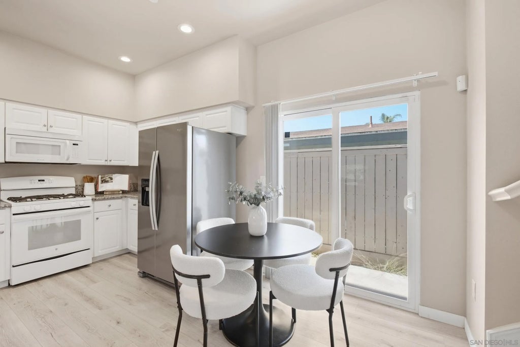 Photo of 1329 Holly Avenue, Imperial Beach, CA 91932 (MLS # 260023148)