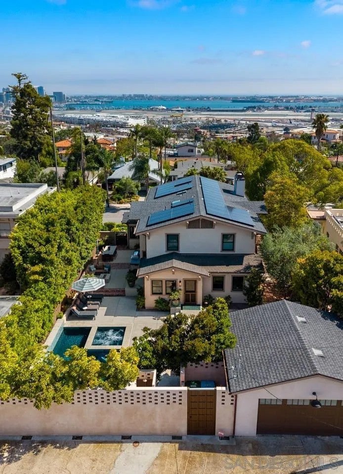 3929 Alameda