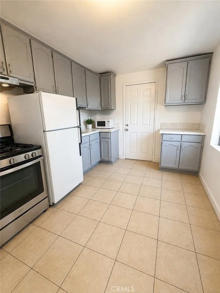 815 E 109th Street
