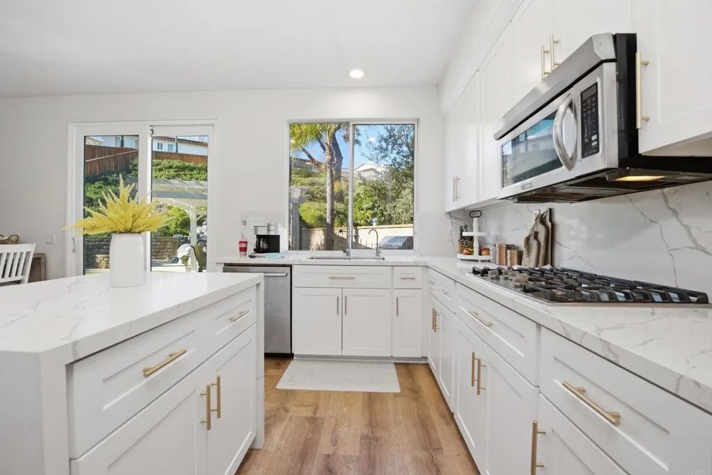 2639 El Granada Road