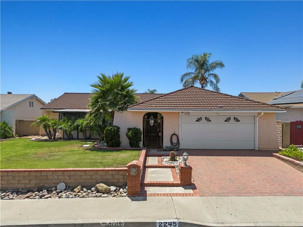 2245 N Parker Court