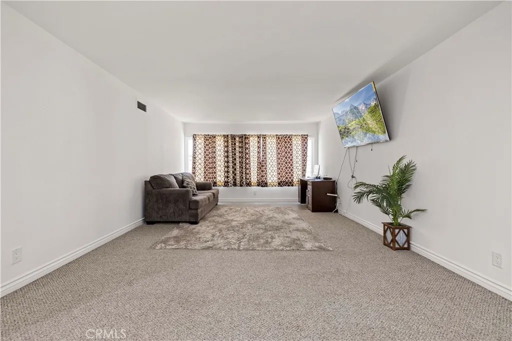 2245 N Parker Court