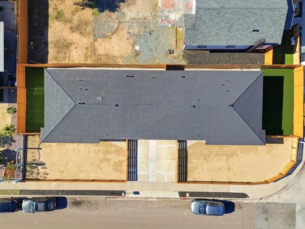 Photo of 702 Oaklawn Avenue, Chula Vista, CA 91910 (MLS # PTP2509255)