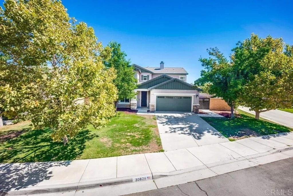 Photo of 30826 Prairie Smoke Circle, Murrieta, CA 92563 (MLS # PTP2507751)