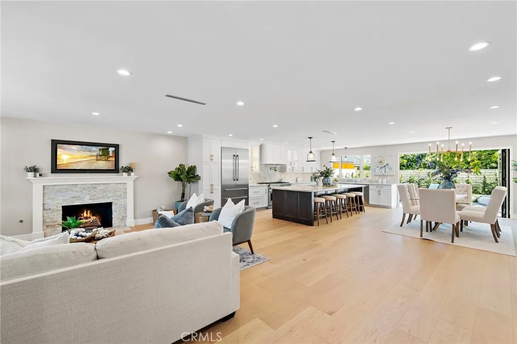 9072 Niguel Circle