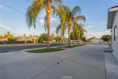Tiny photo for 487 Jackson ST, Colton, CA 92324 (MLS # AR26151732)