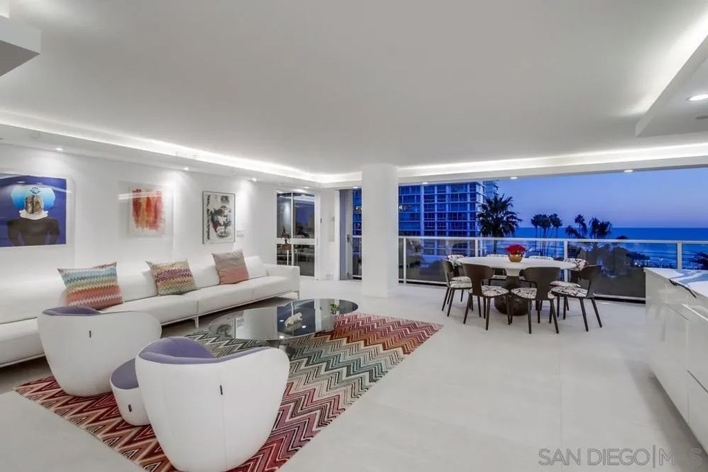 Photo of 1750 Avenida Del Mundo #408, Coronado, CA 92118 (MLS # 250038115)