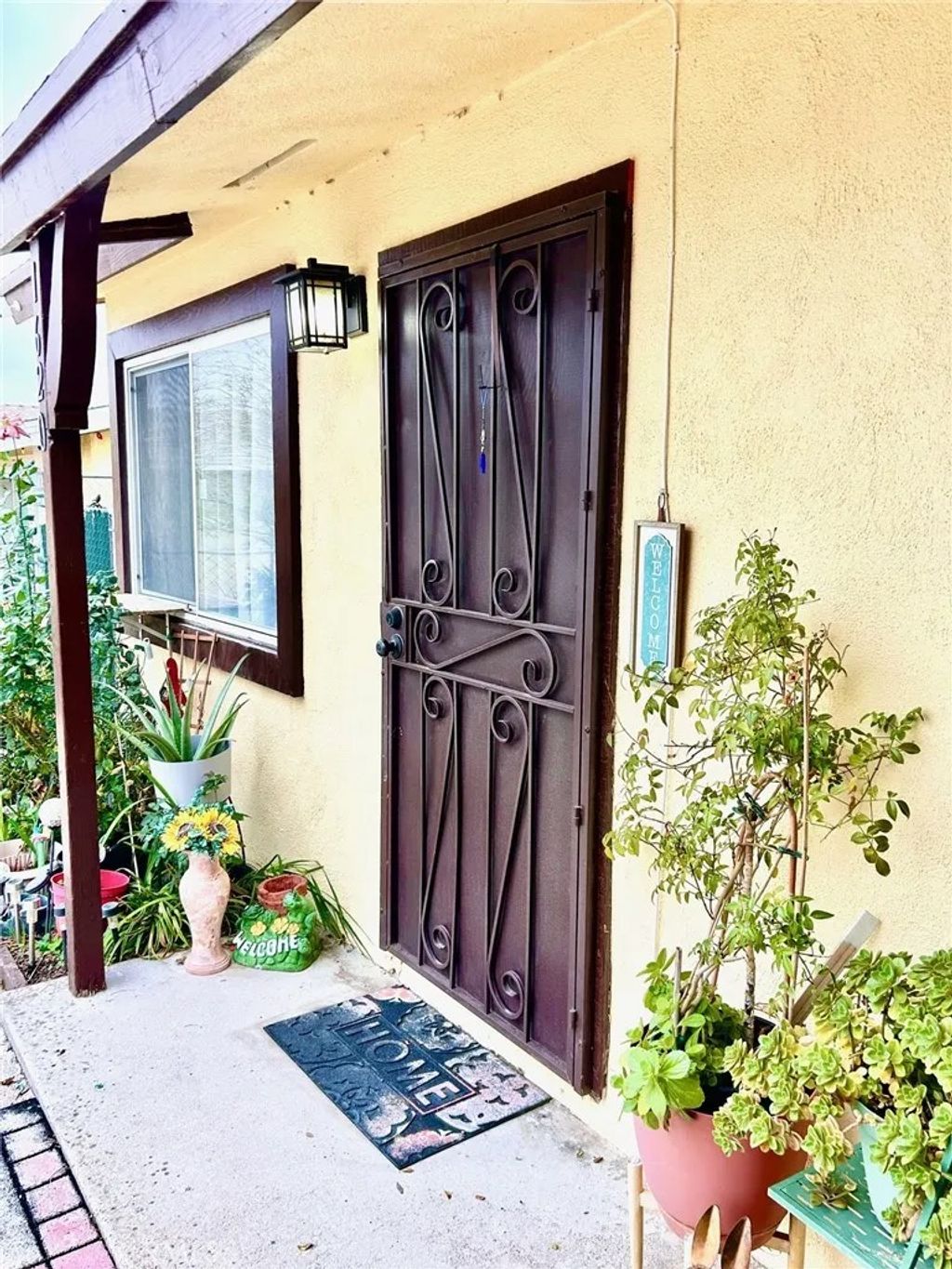 Photo of 1620 Church St, Barstow, CA 92311 (MLS # CV25282127)