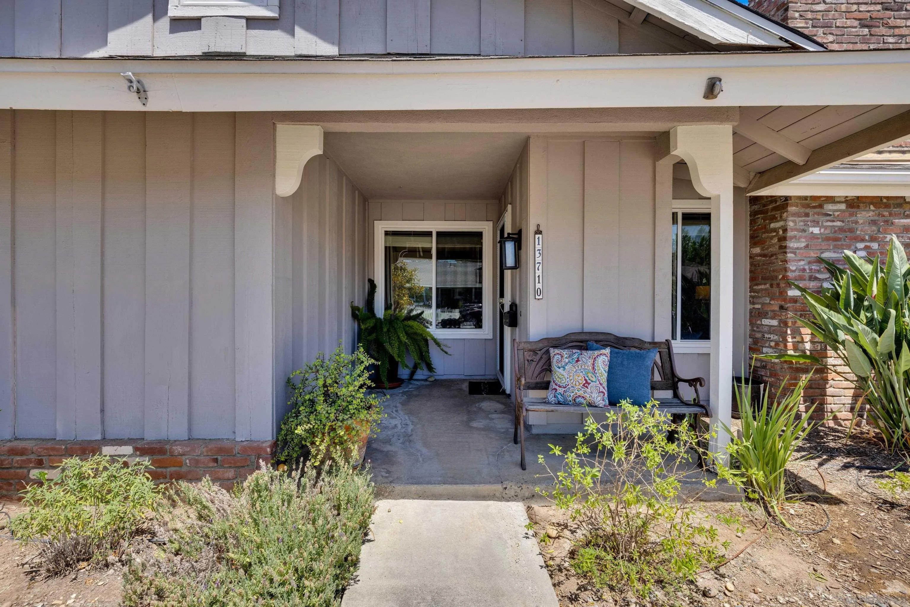 13710 Ahwahnee Way