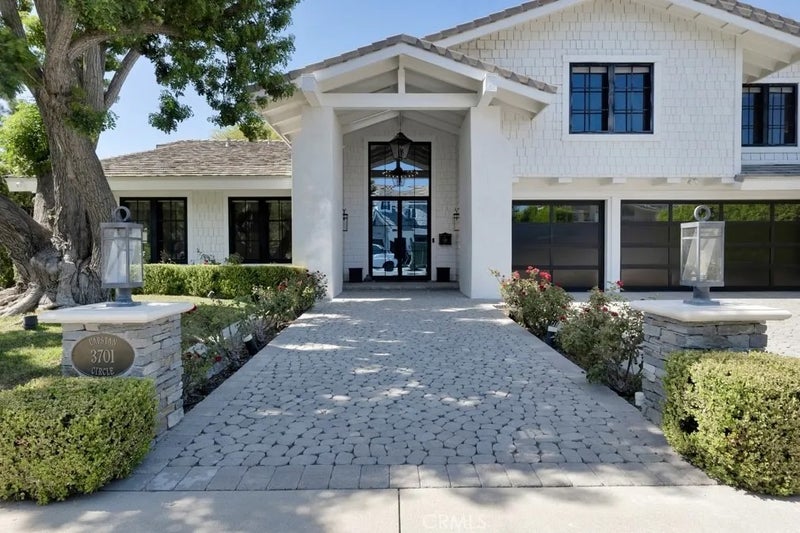 3701 Capstan Circle