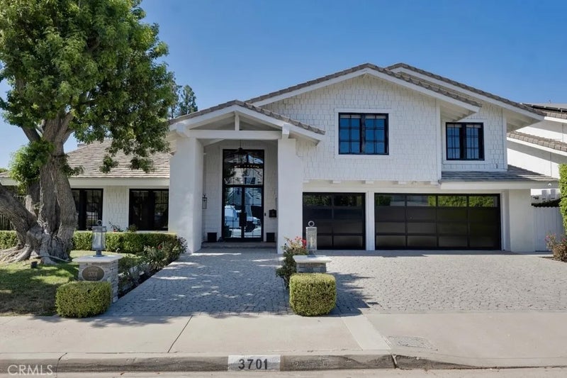 3701 Capstan Circle