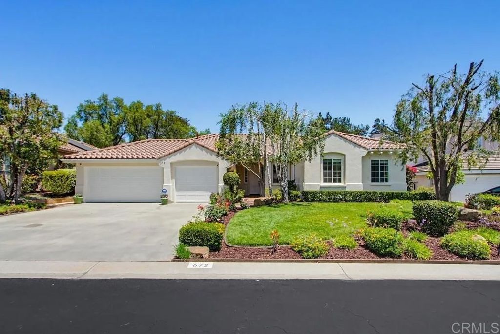 Photo of 672 Inverlochy Drive, Fallbrook, CA 92028 (MLS # NDP2605007)