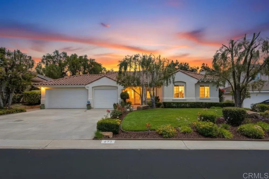 Photo of 672 Inverlochy Drive, Fallbrook, CA 92028 (MLS # NDP2605007)