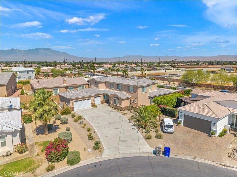 39559 Olite Court