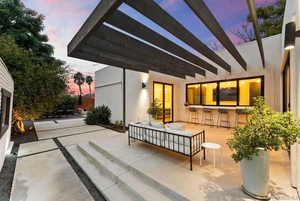 Photo of 4944 35Th St, San Diego, CA 92116 (MLS # 260001719)