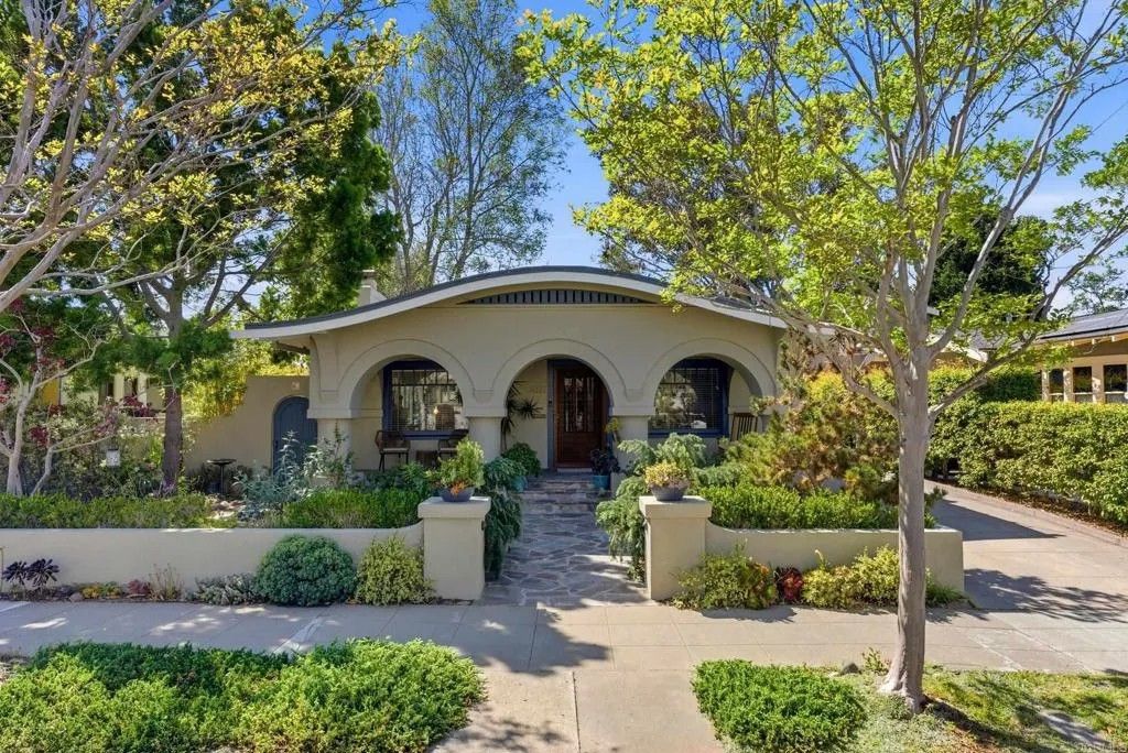 Photo of 4262 Sierra Vista, San Diego, CA 92103 (MLS # PTP2602363)