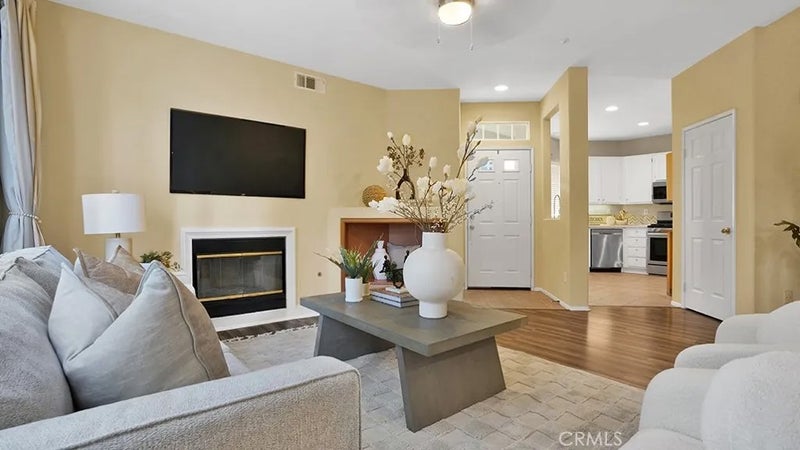 933 Somerville