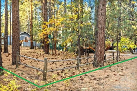 Tiny photo for 42557 La Cerena Ave, Big Bear Lake, CA 92315 (MLS # OC25248522)