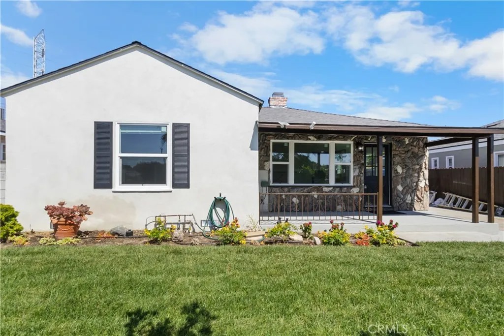 6624 Farmdale