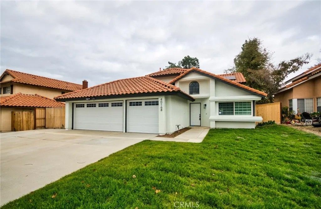 Photo of 40168 Calle Medusa, Temecula, CA 92591 (MLS # IG25252170)