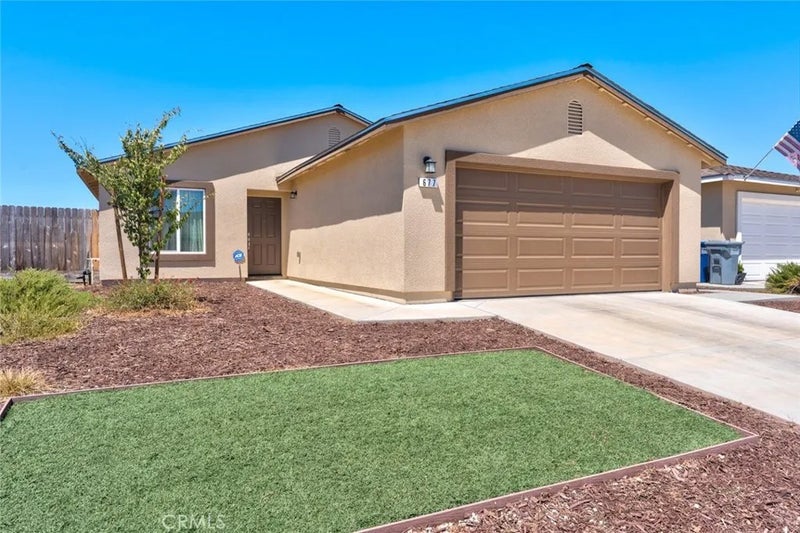 677 Mackenzie Court