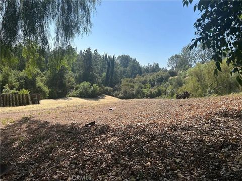 5075 Hood Woodland Hills CA 91364