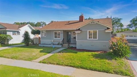 Photo of 2614 W 111th St, Inglewood, CA 90303 (MLS # CV26054591)