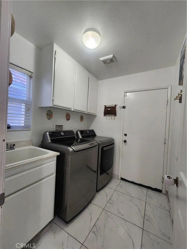 Photo of 1069 Fig ST, San Jacinto, CA 92582 (MLS # RS26220695)