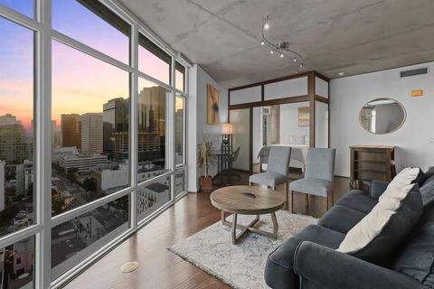 Tiny photo for 1080 Park Boulevard #1502, San Diego, CA 92101 (MLS # PTP2507537)
