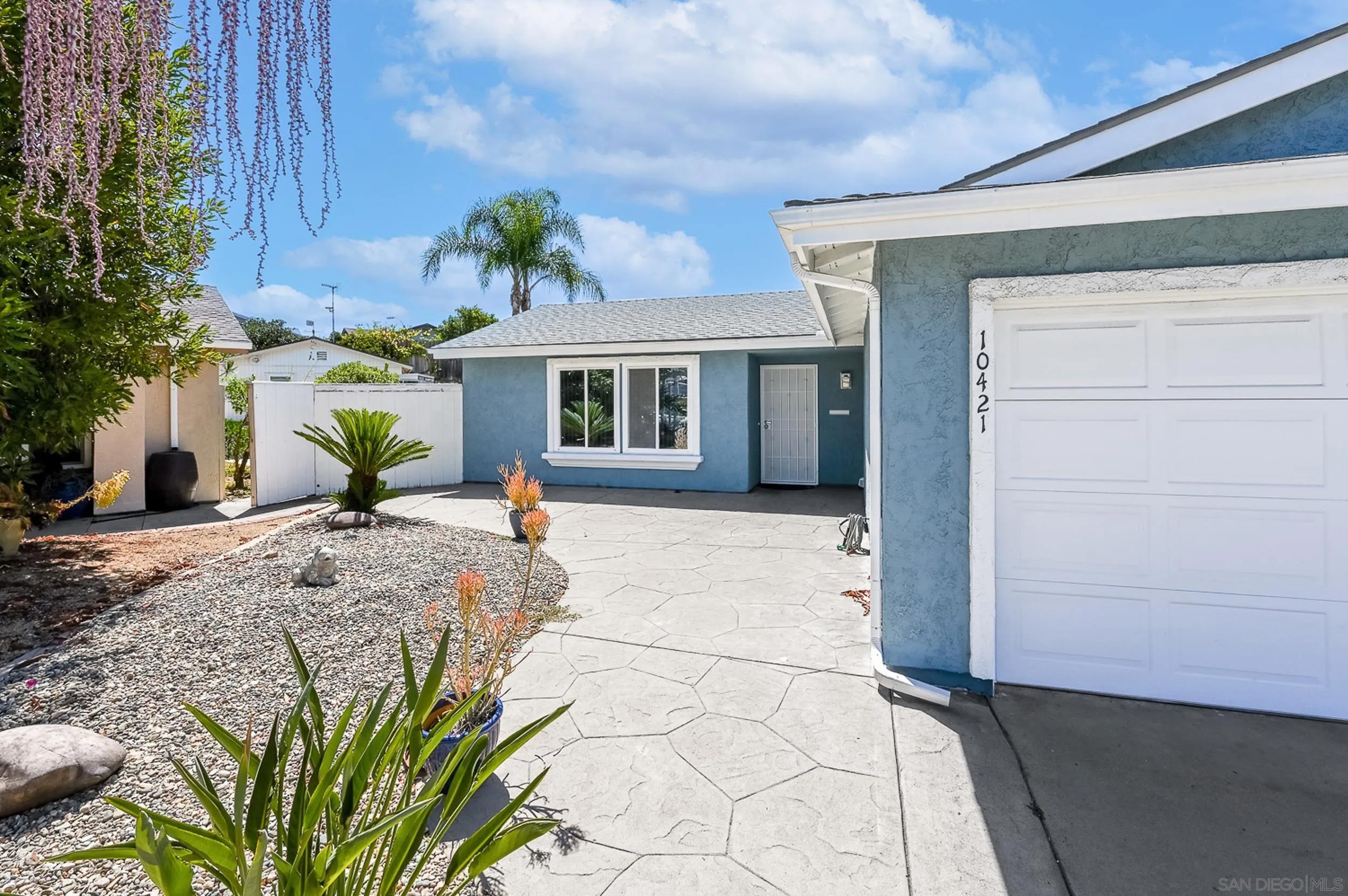 10421 Calico Cir