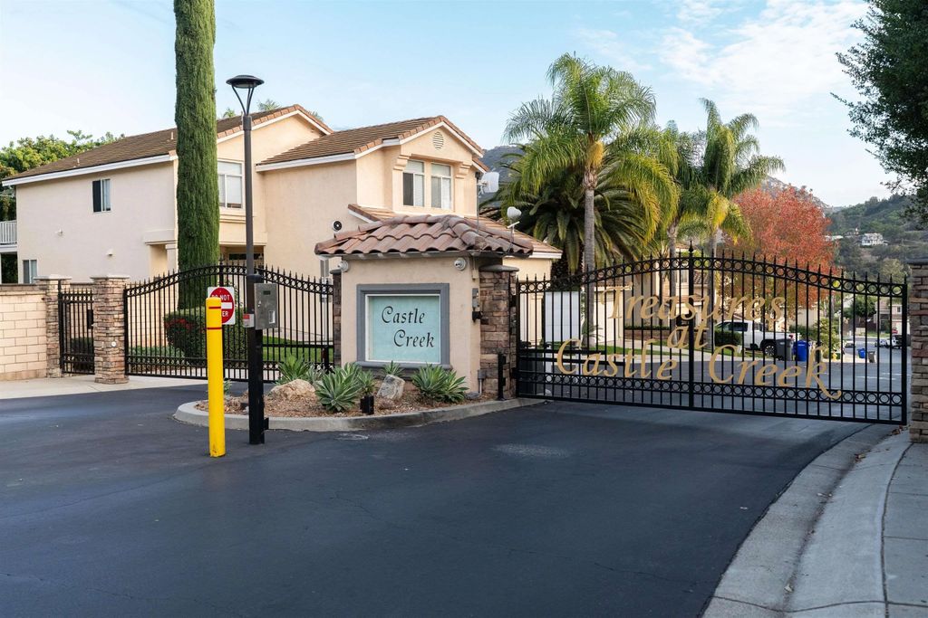 Photo of 29747 Circle R Ct, Escondido, CA 92026 (MLS # 250045934)