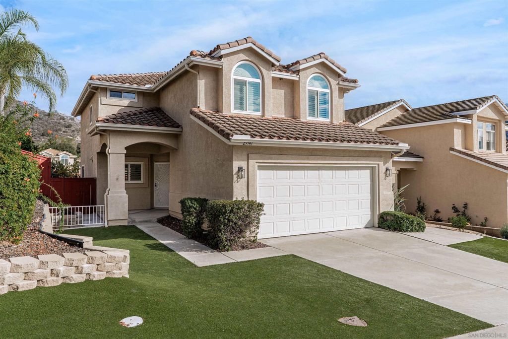 Photo of 29747 Circle R Ct, Escondido, CA 92026 (MLS # 250045934)