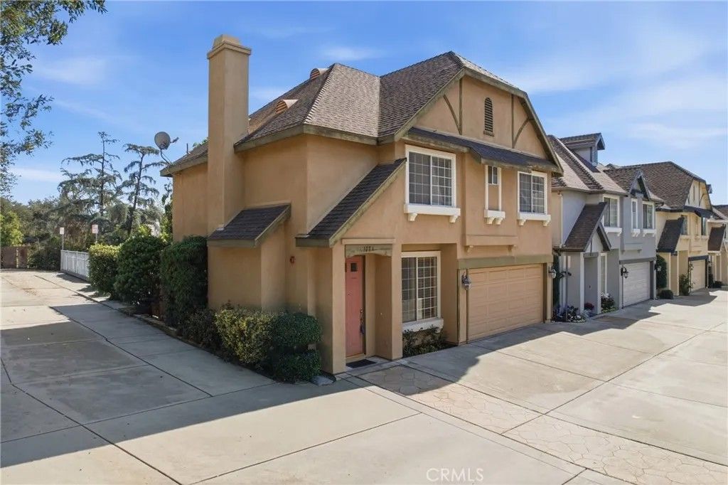 Photo of 108 S Mountain Ave #A, Monrovia, CA 91016 (MLS # AR26038306)