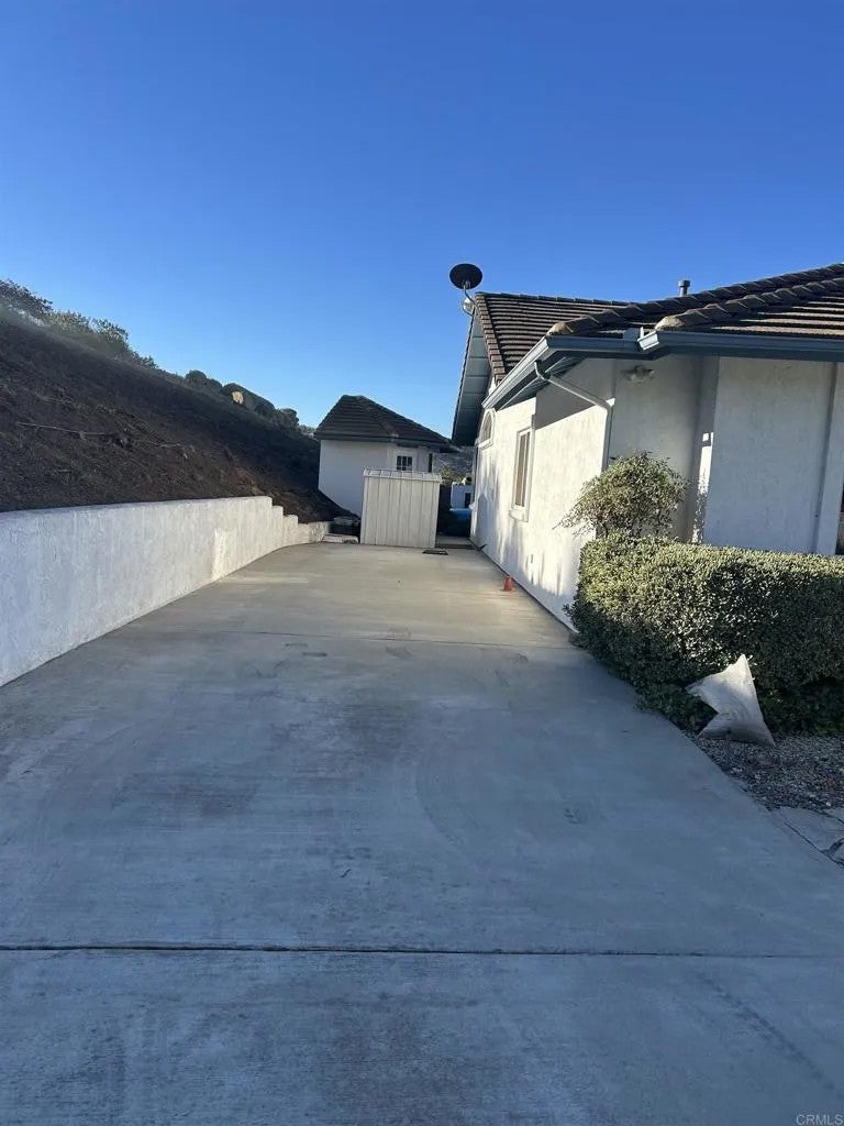 31255 Via Mariposa Court