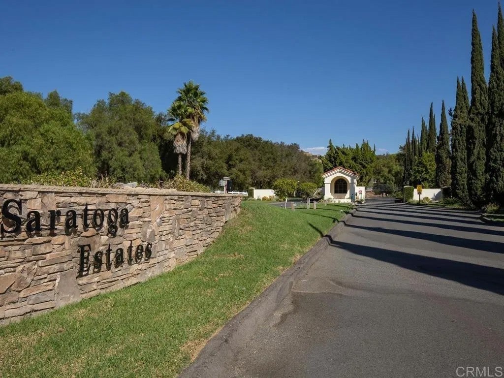Photo of 31255 Via Mariposa Court, Bonsall, CA 92003 (MLS # NDP2609248)