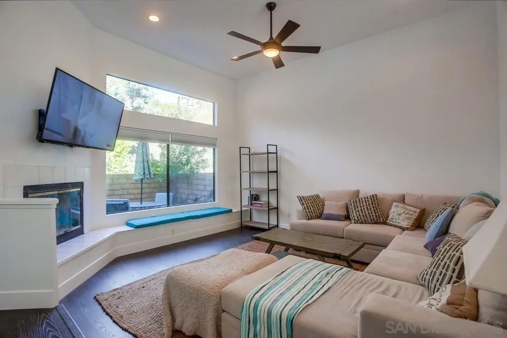 Photo of 2525 Woodlands Way, Oceanside, CA 92054 (MLS # 260001973)