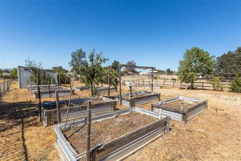 Tiny photo for 4635 Deer Creek Way, Paso Robles, CA 93446 (MLS # SC25221234)