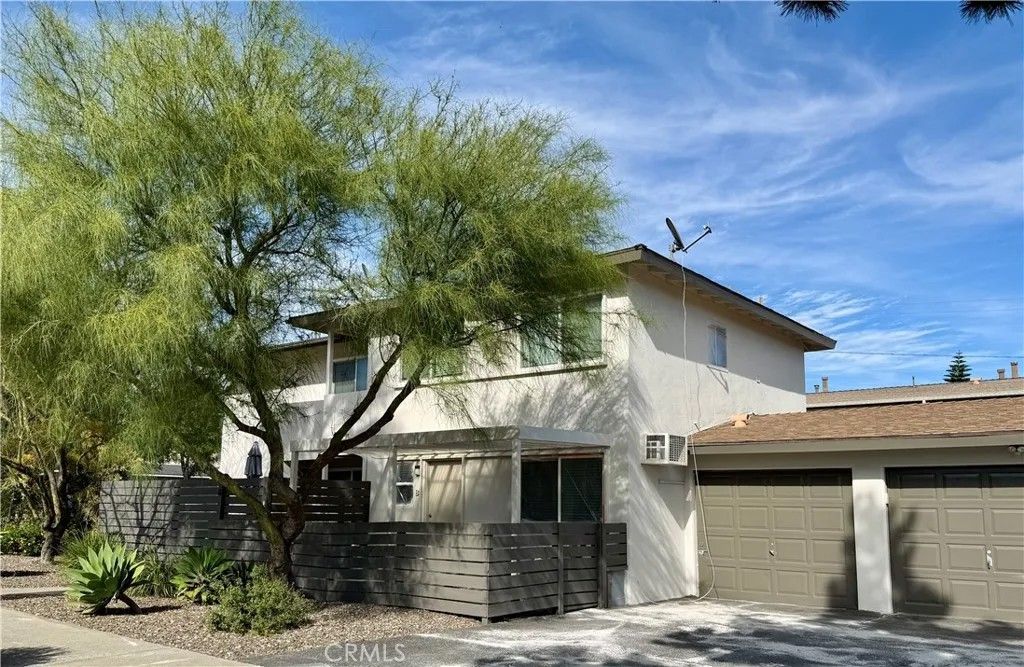 Photo of 212 E 8th Street #B, Upland, CA 91786 (MLS # PW26072391)