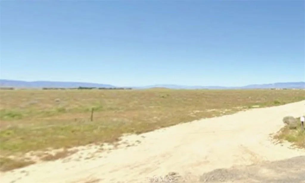 Photo of 72 Stw, Antelope Acres, CA 93536 (MLS # SR26186043)