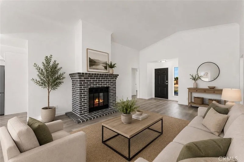 2559 E Avenue J2