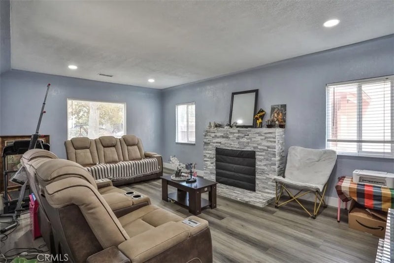 2429 Serrano Road