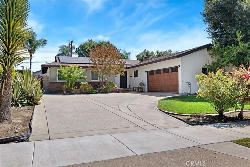 102 N San Jose Drive