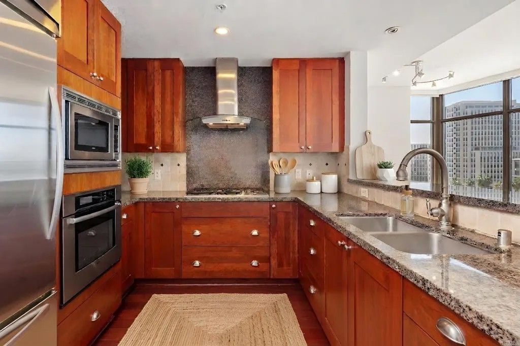 Photo of 700 W E Street #801, San Diego, CA 92101 (MLS # NDP2602205)