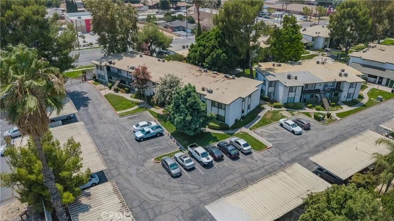 1735 E Washington Street F-23