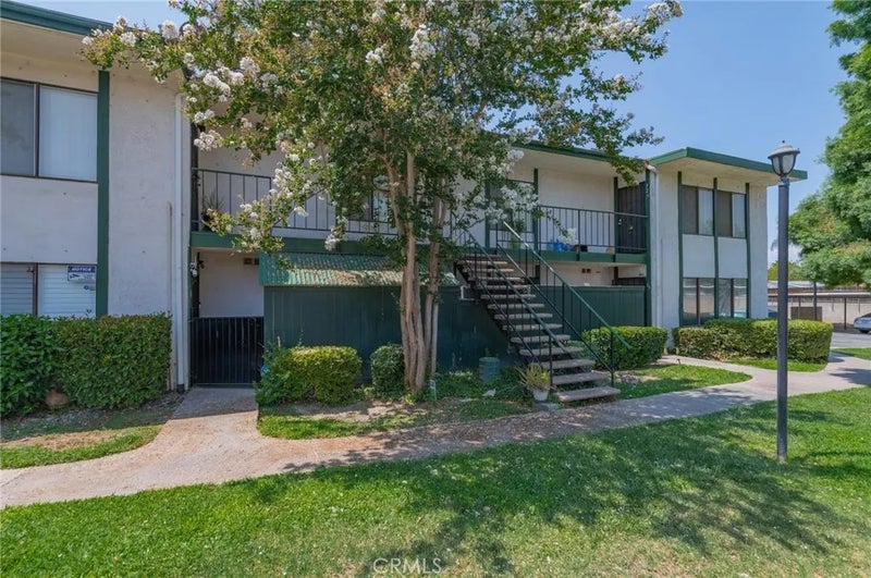 1735 E Washington Street F-23